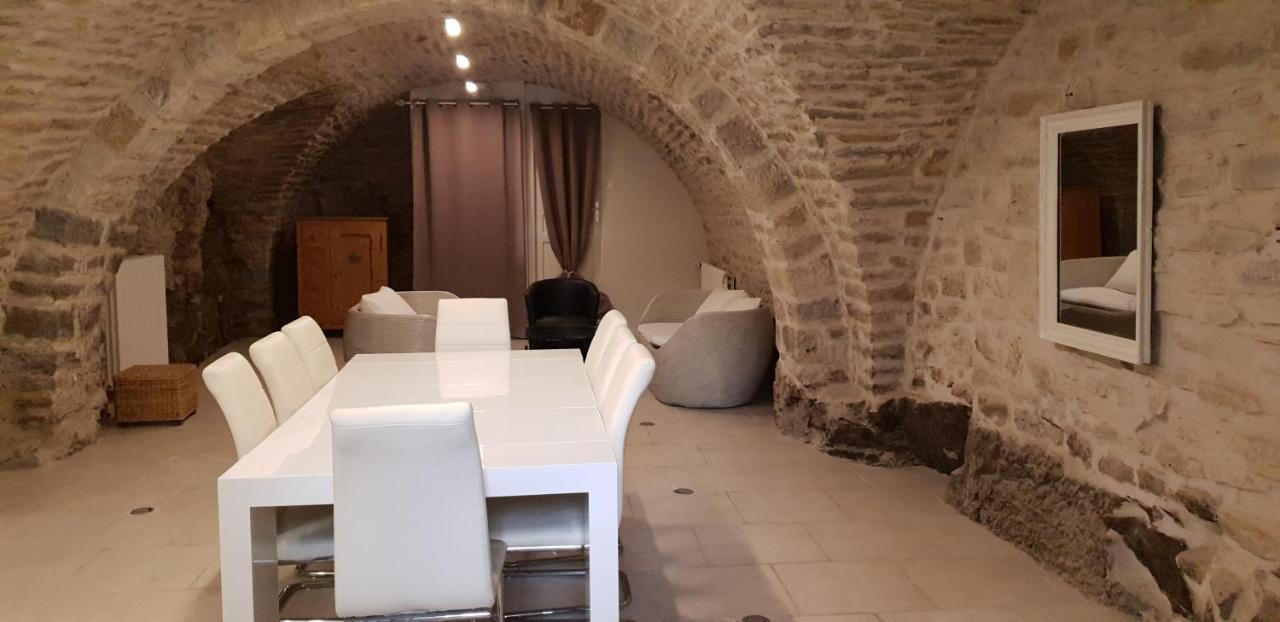 Maison d'Eusébia Château-Chalon Esterno foto