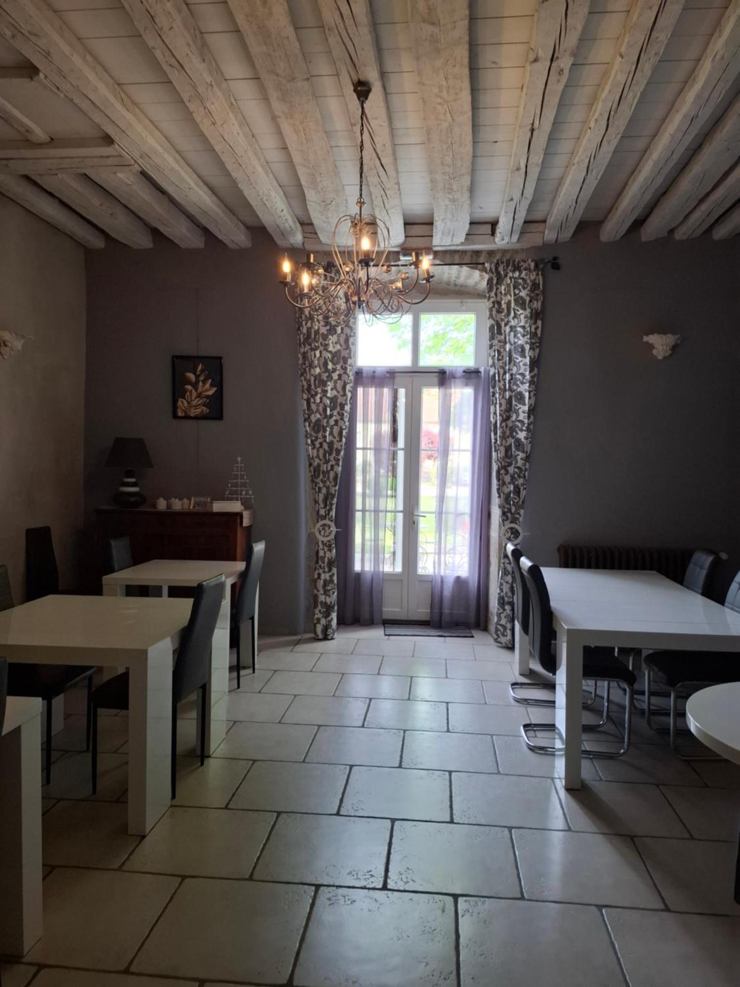 Maison d'Eusébia Château-Chalon Esterno foto