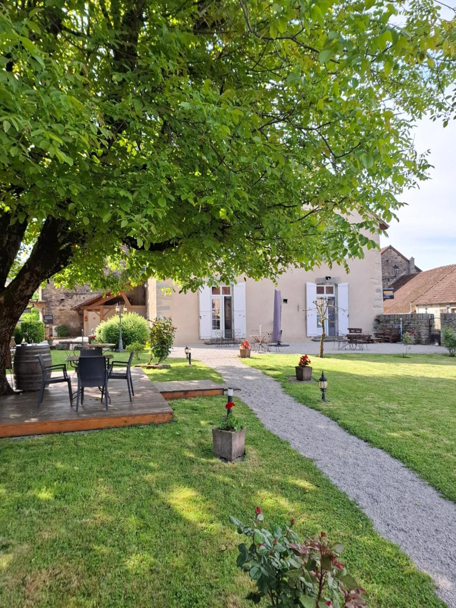 Maison d'Eusébia Château-Chalon Esterno foto